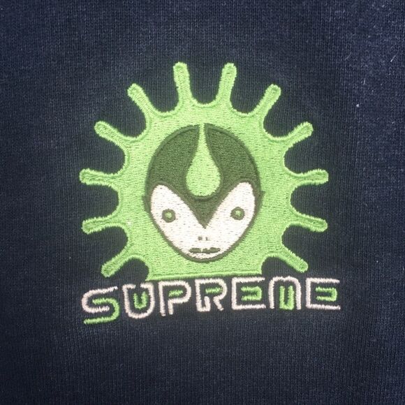 Supreme Hooded Alien Logo Sweatshirt - Picture 2 of 9